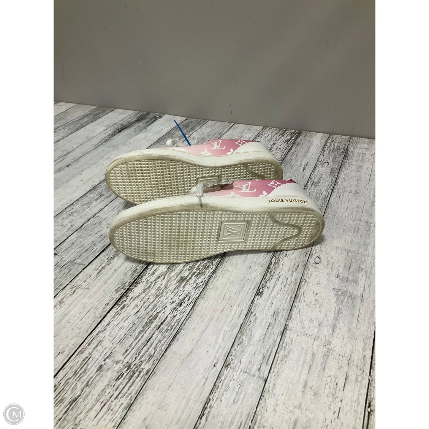Shoes Luxury Designer By Louis Vuitton In Pink, Size: 6.5