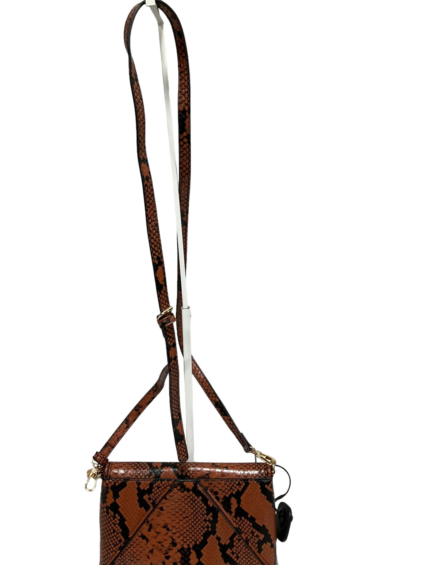Crossbody By Clothes Mentor Size: Medium