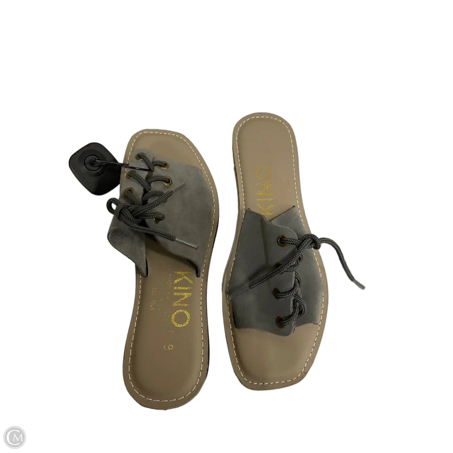 Sandals Flats By Clothes Mentor In Grey, Size: 9