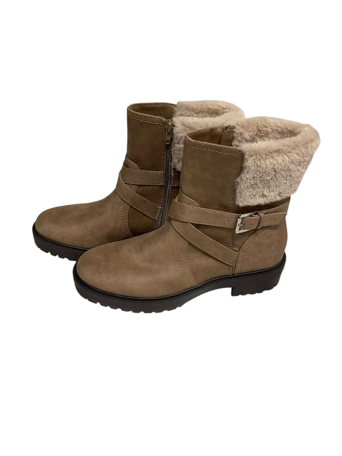 Boots Ankle Flats By Dolce Vita Size: 9