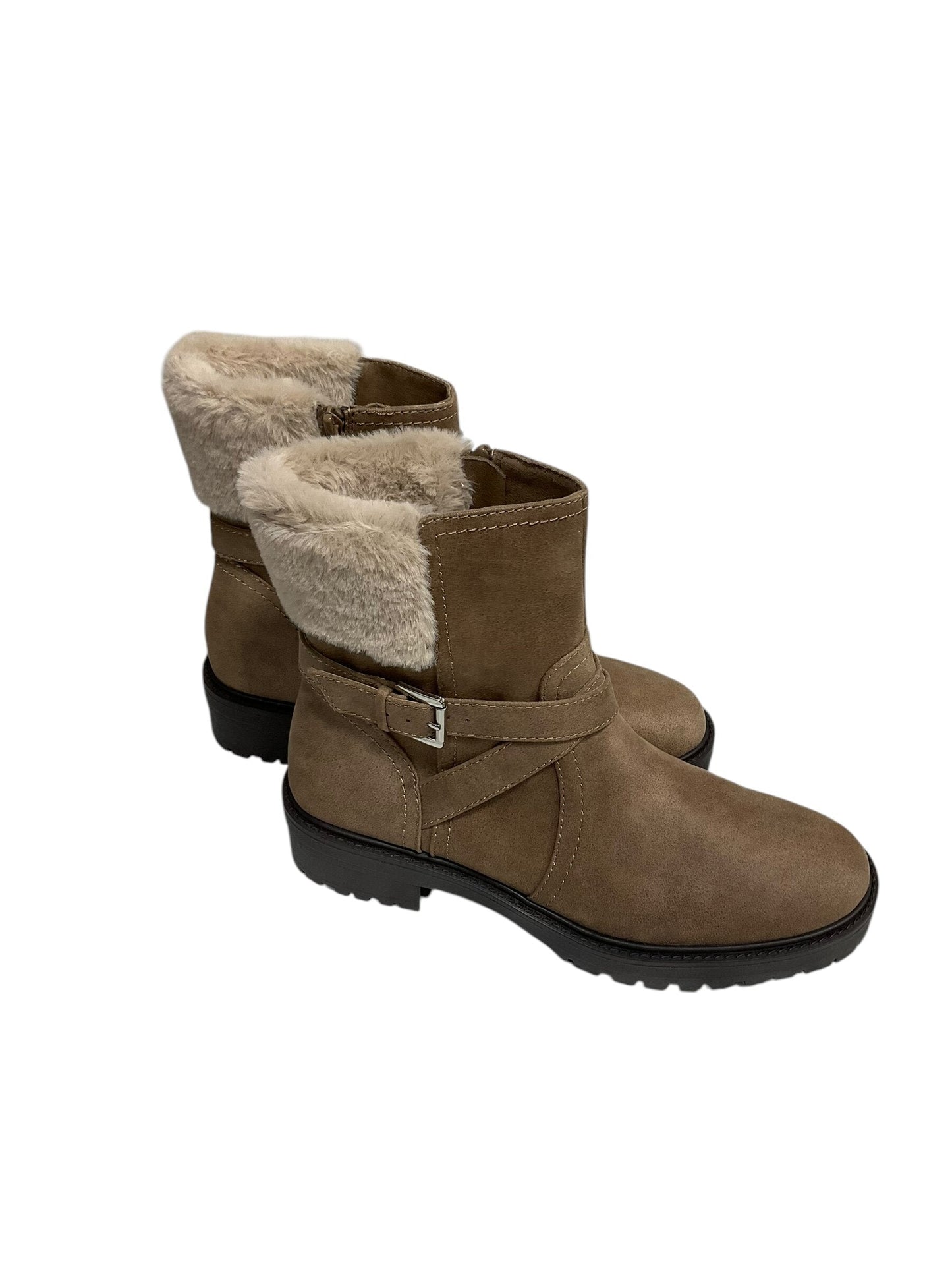 Boots Ankle Flats By Dolce Vita Size: 9