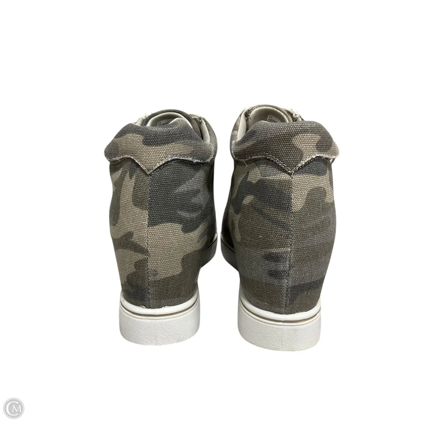 Shoes Sneakers By Maurices In Camouflage Print, Size: 9.5