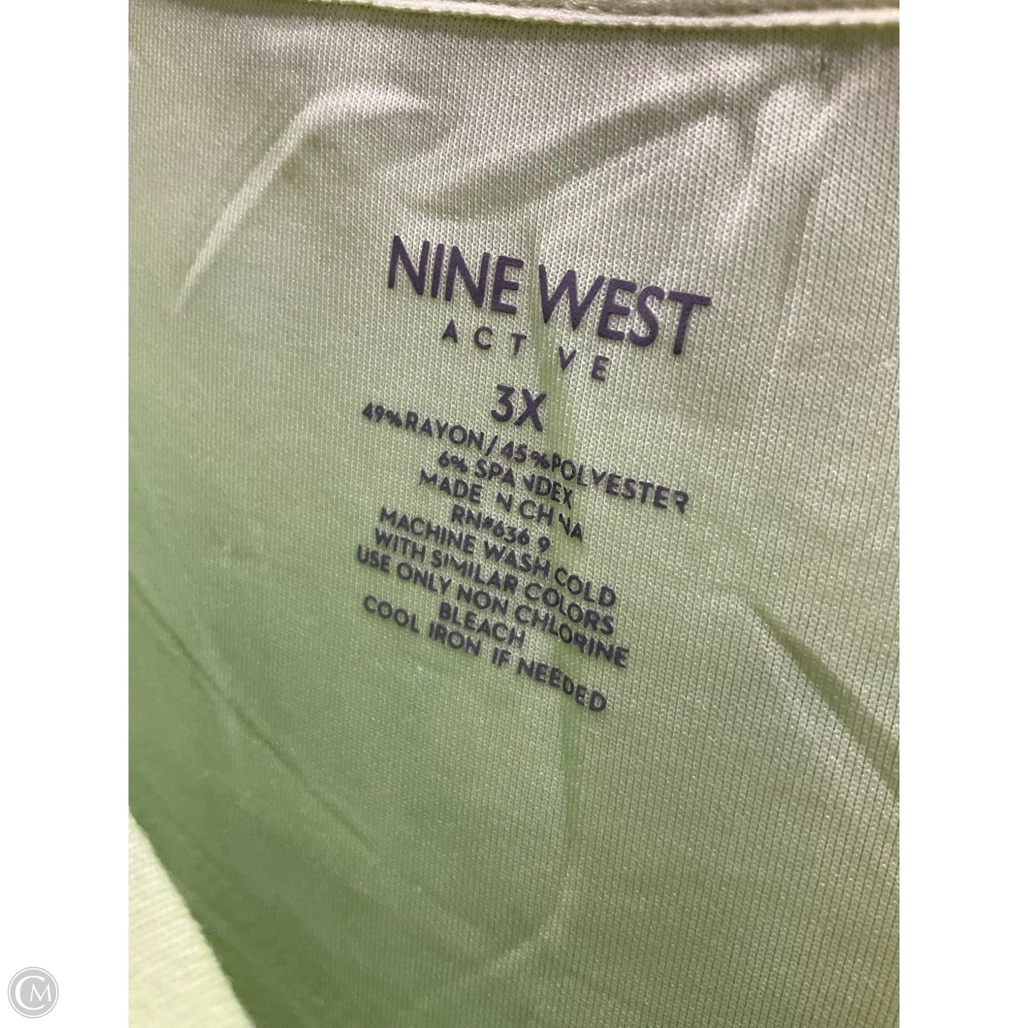 Athletic Top Long Sleeve Collar By Nine West In Green, Size: 3x