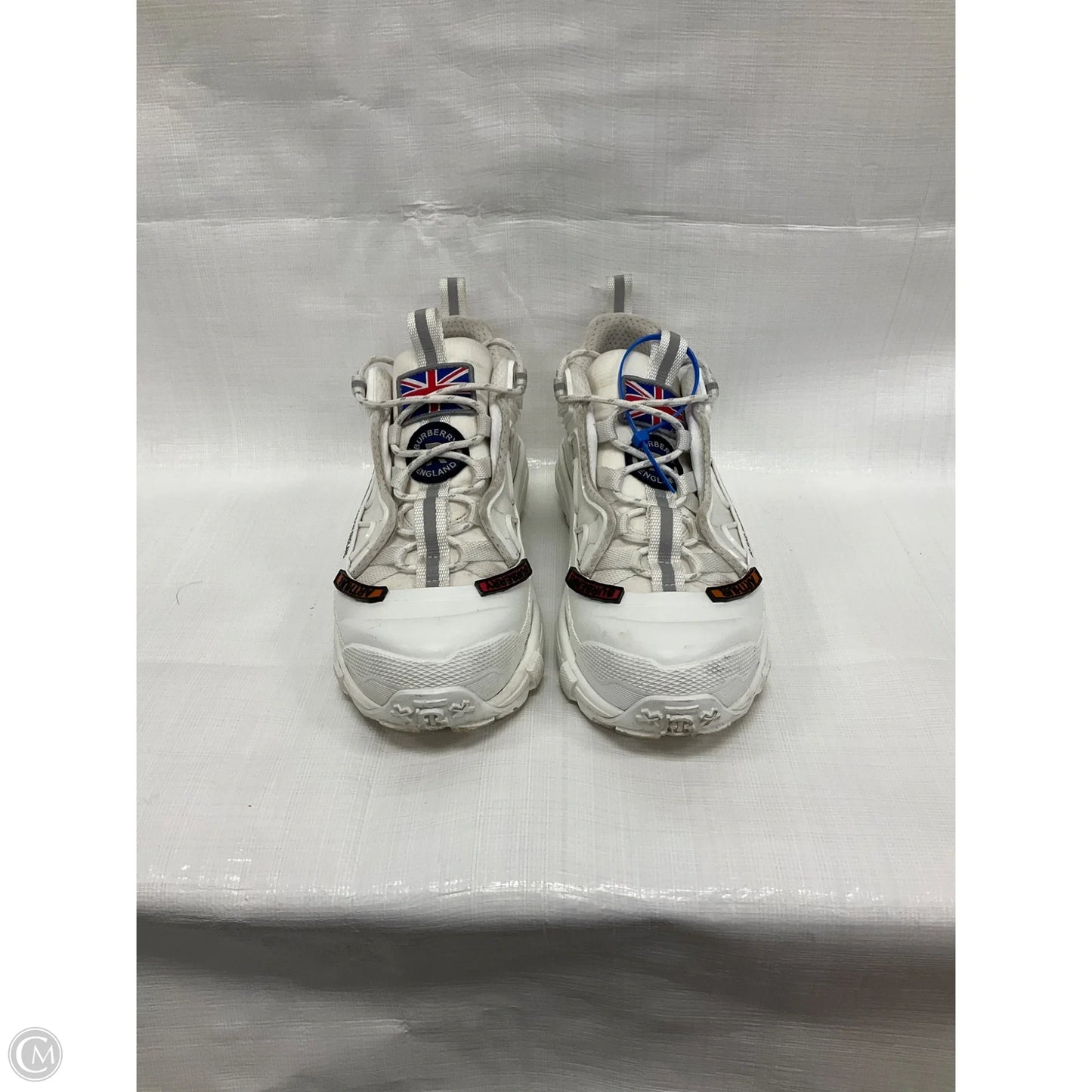 Shoes Luxury Designer By Burberry In White, Size: 10