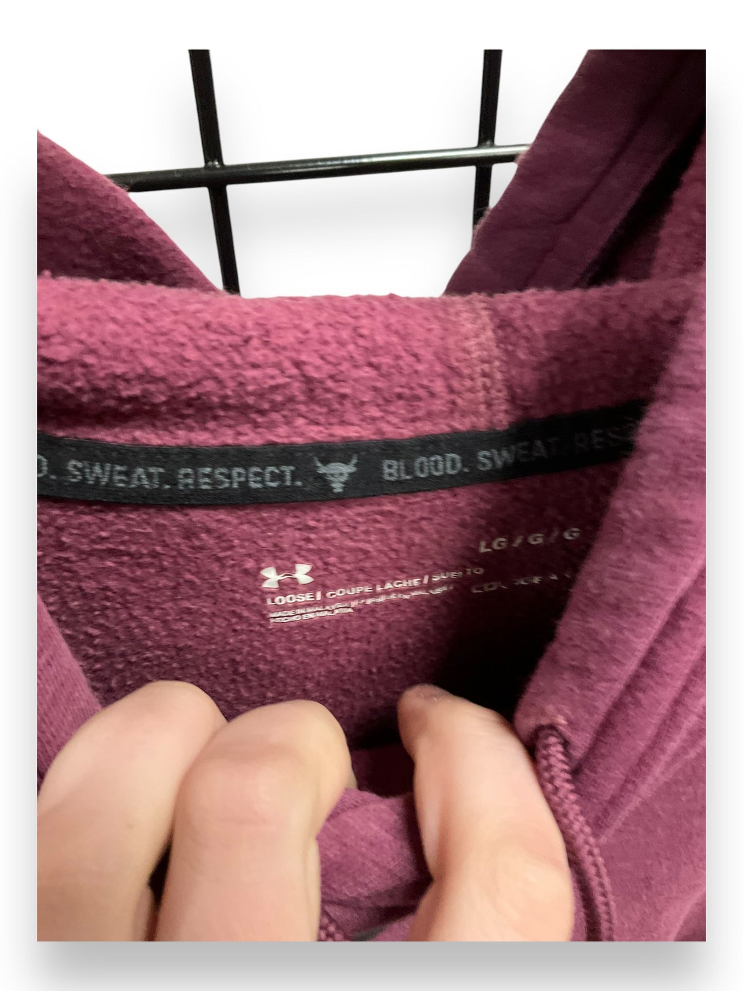 Sweatshirt Hoodie By Under Armour In Mauve, Size: L