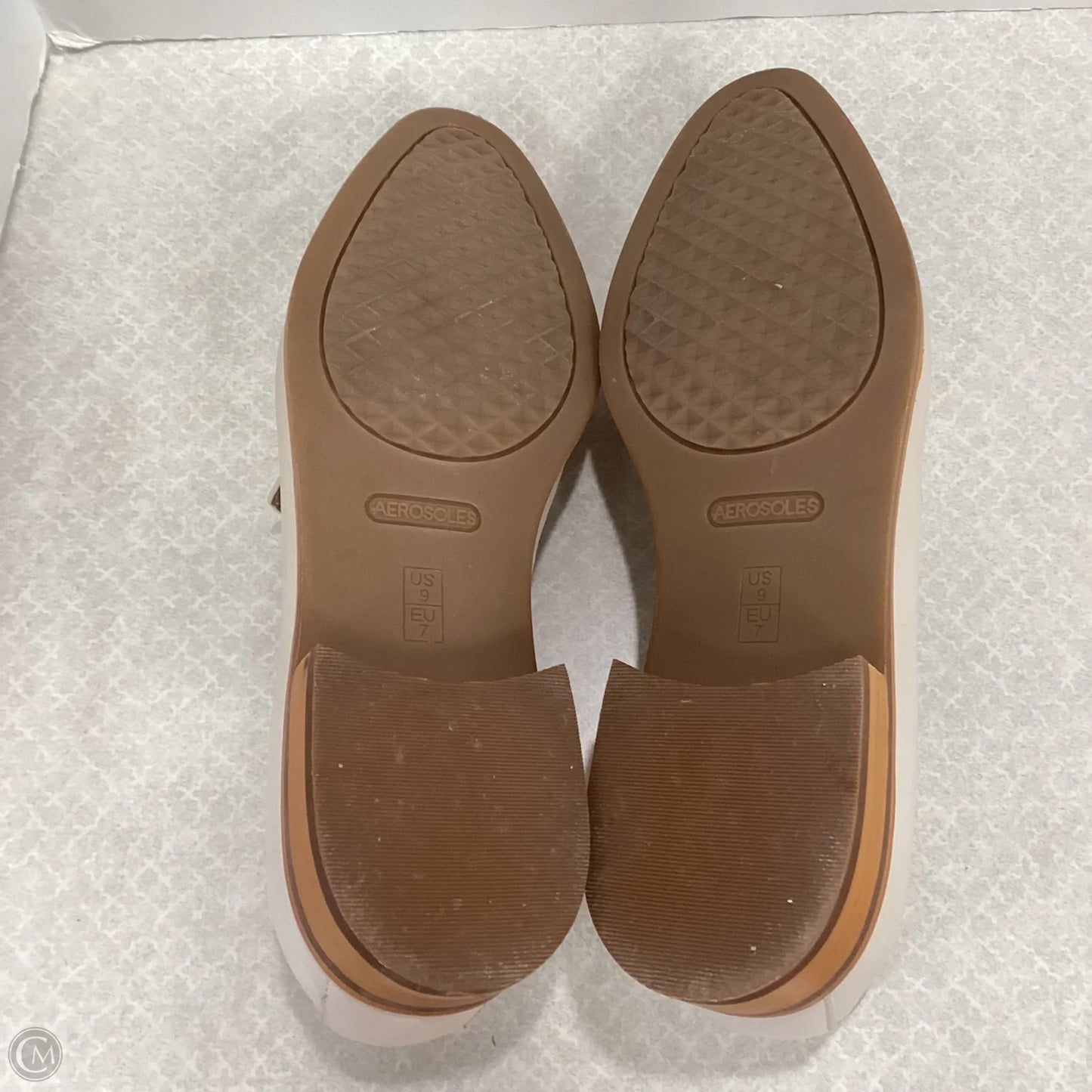 Shoes Sneakers By Aerosoles In Cream, Size: 9