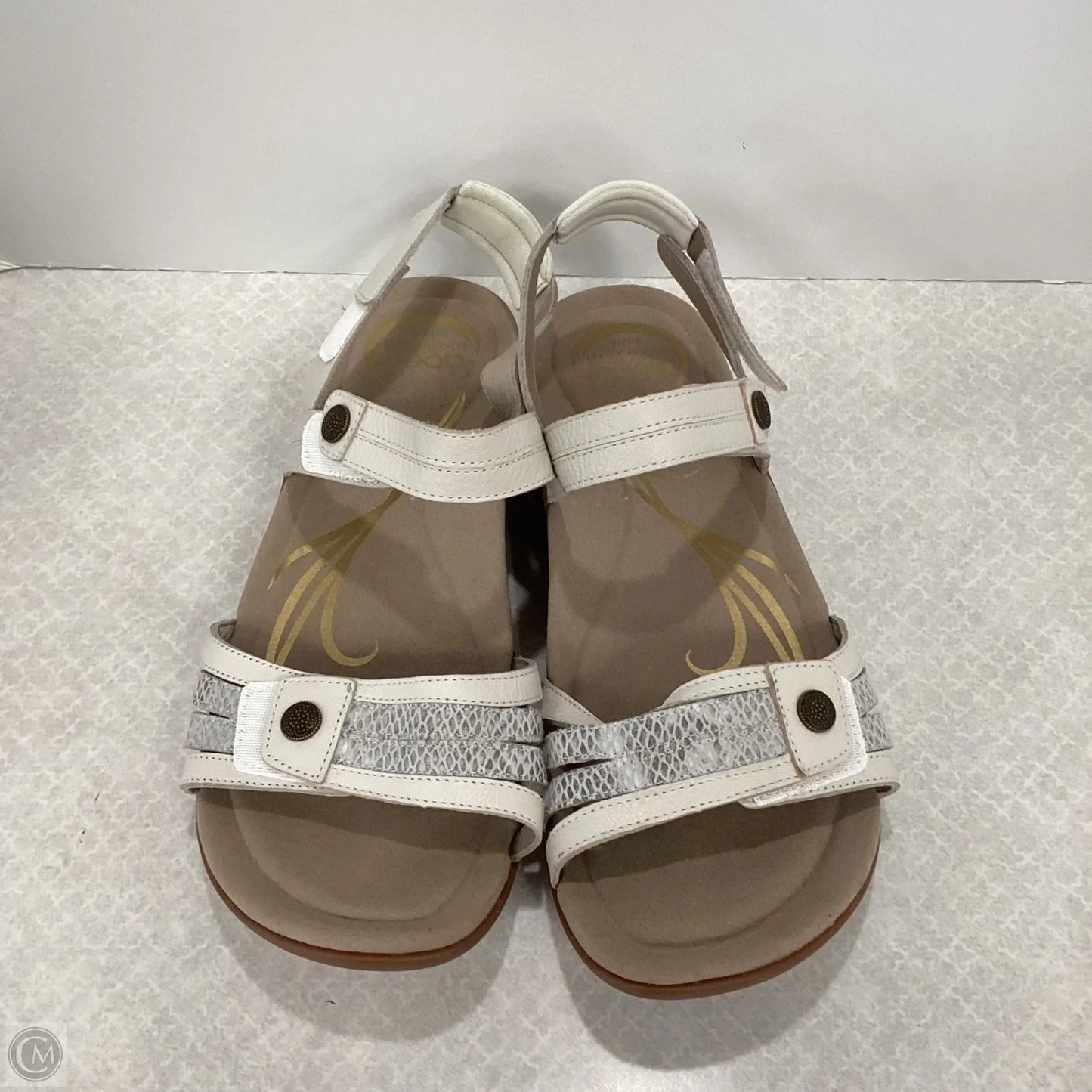 Sandals Flats By Abeo In White, Size: 10