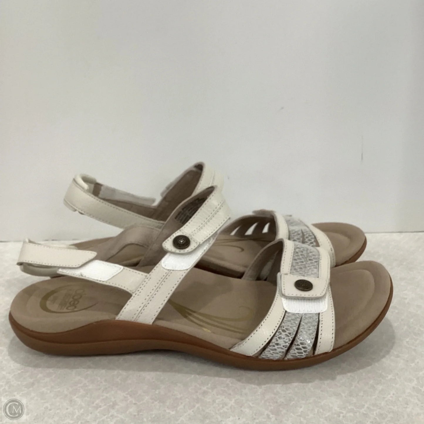 Sandals Flats By Abeo In White, Size: 10