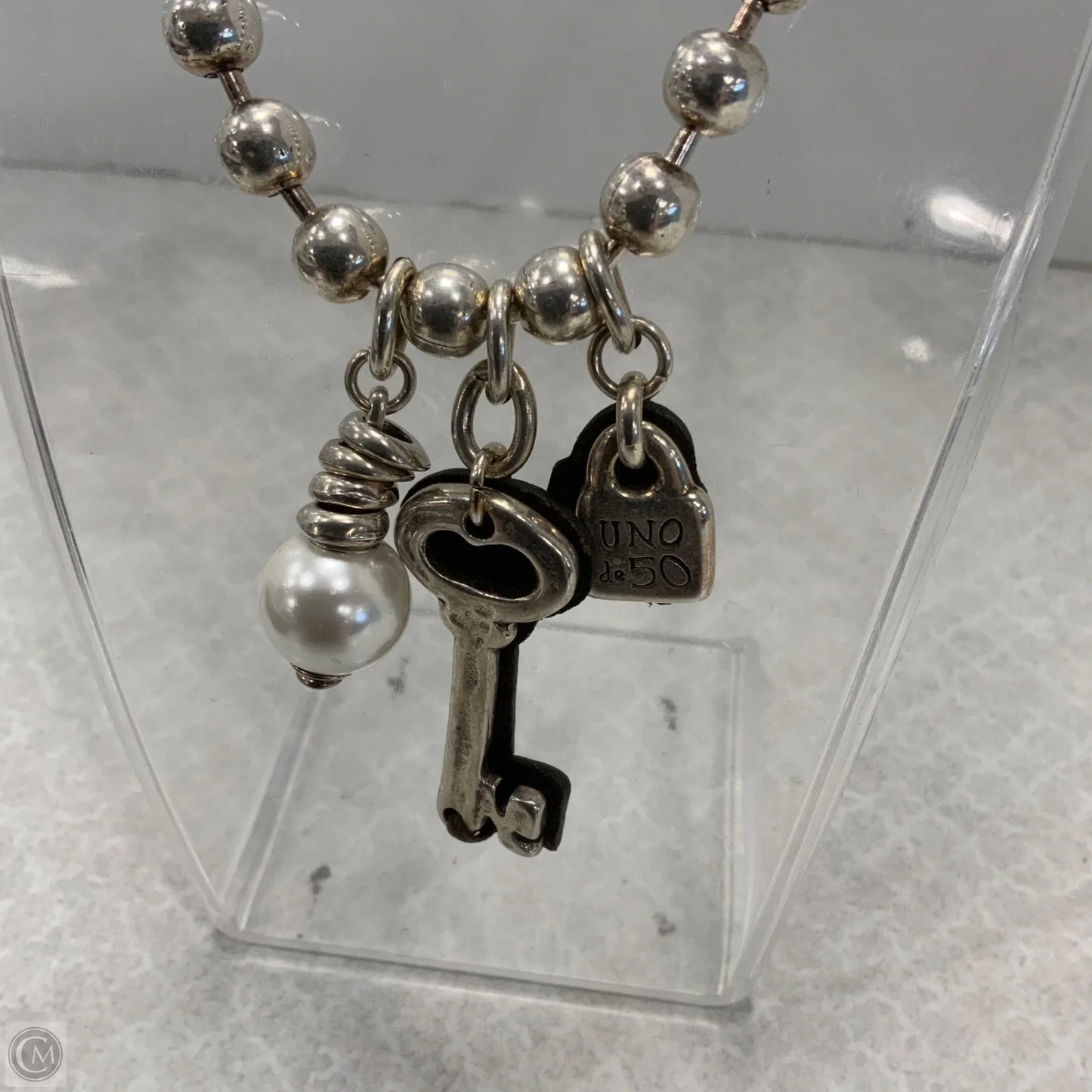 Necklace Pendant By Uno De 50