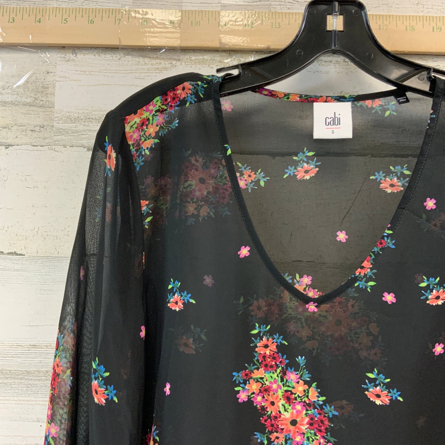 Top Long Sleeve By Cabi Size: S