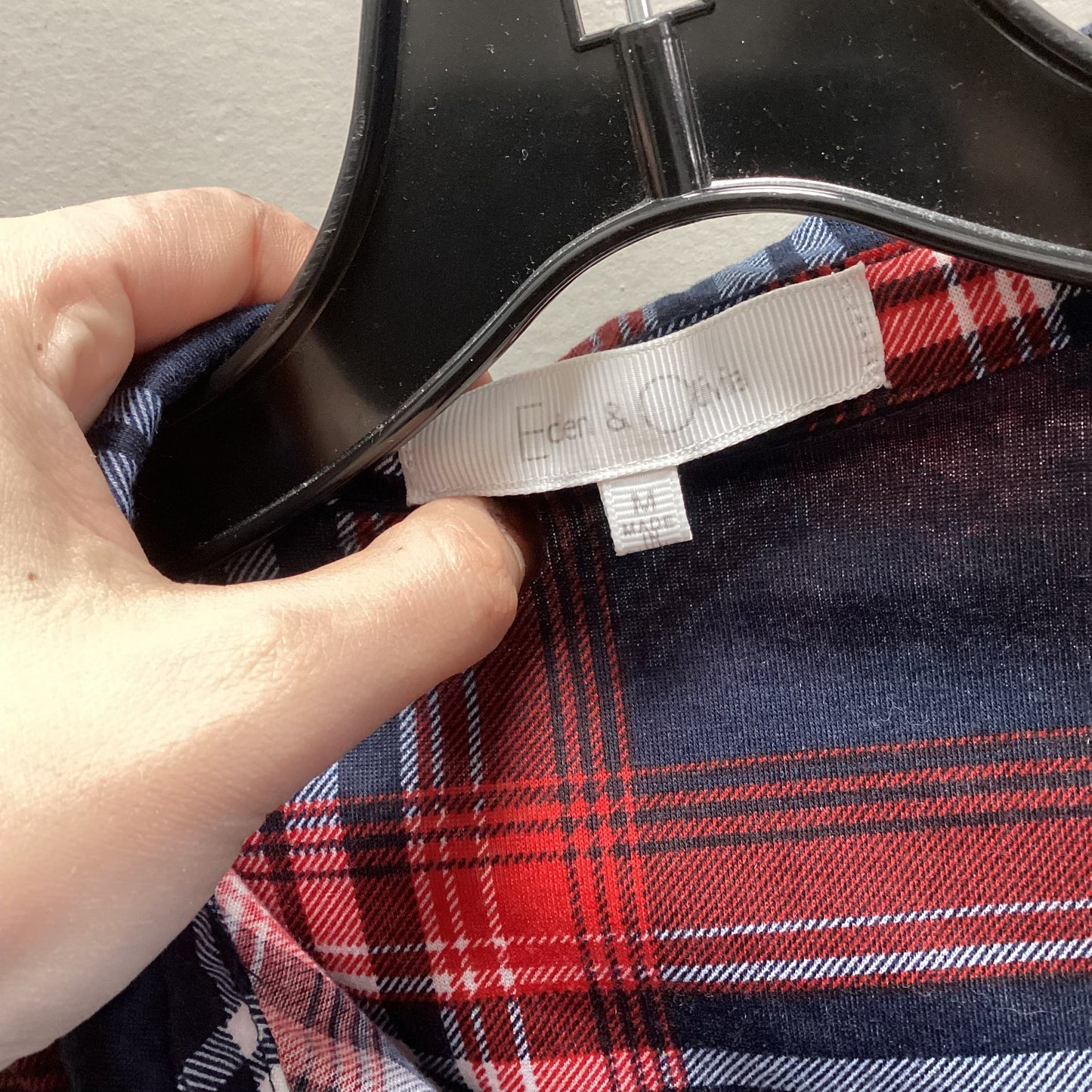 Blouse Long Sleeve By Eden & Olivia In Blue & Red & White, Size: M