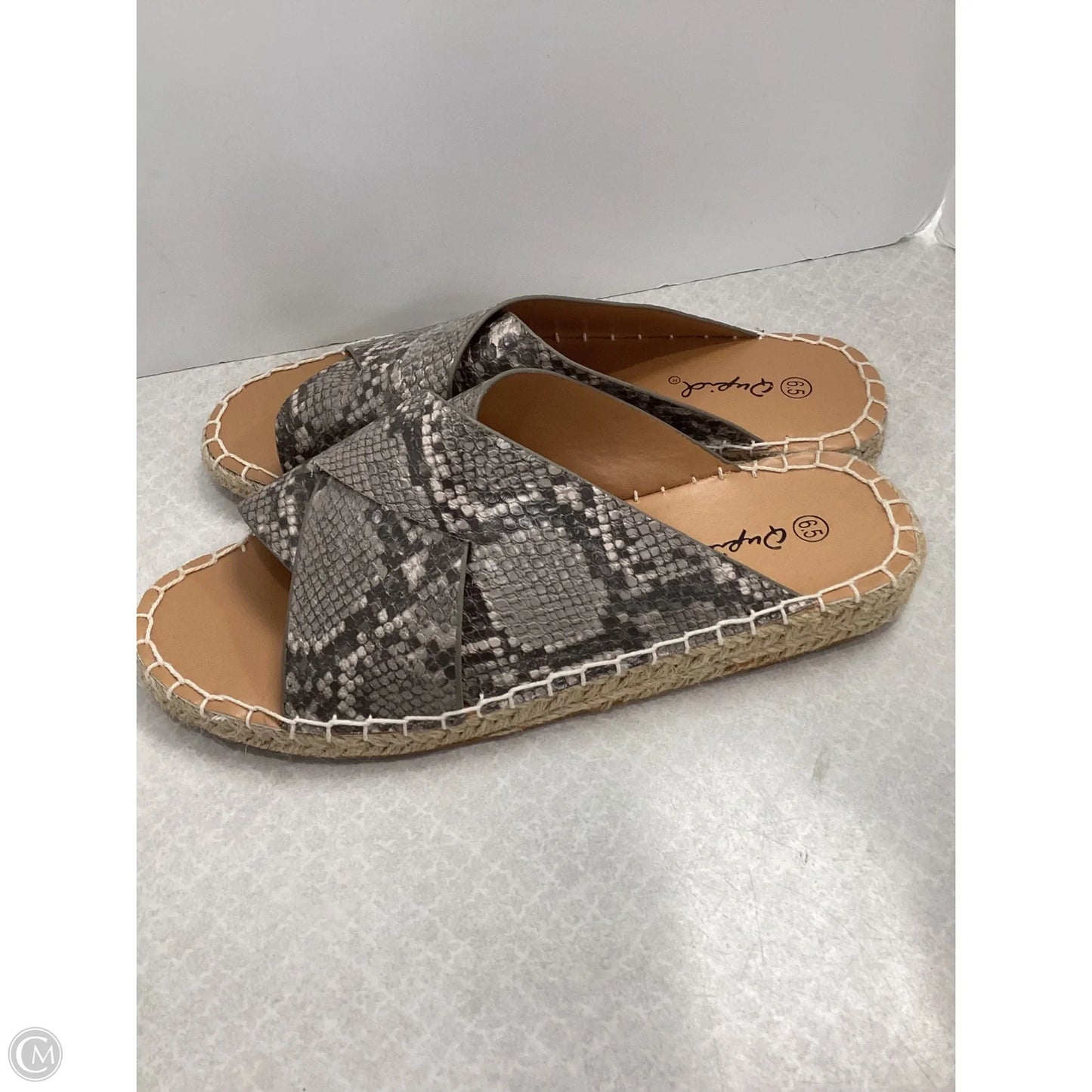 Sandals Flats By Qupid In Snakeskin Print, Size: 6.5