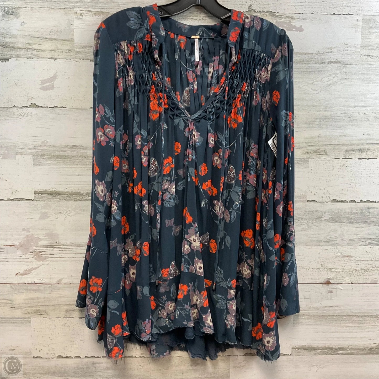 Blouse Long Sleeve By Free People In Grey, Size: S