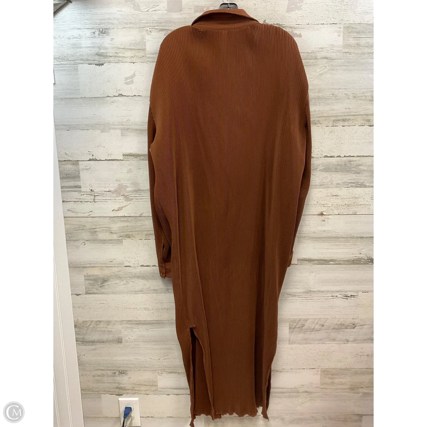 Dress Casual Maxi By Pretty Little Thing In Brown, Size: L