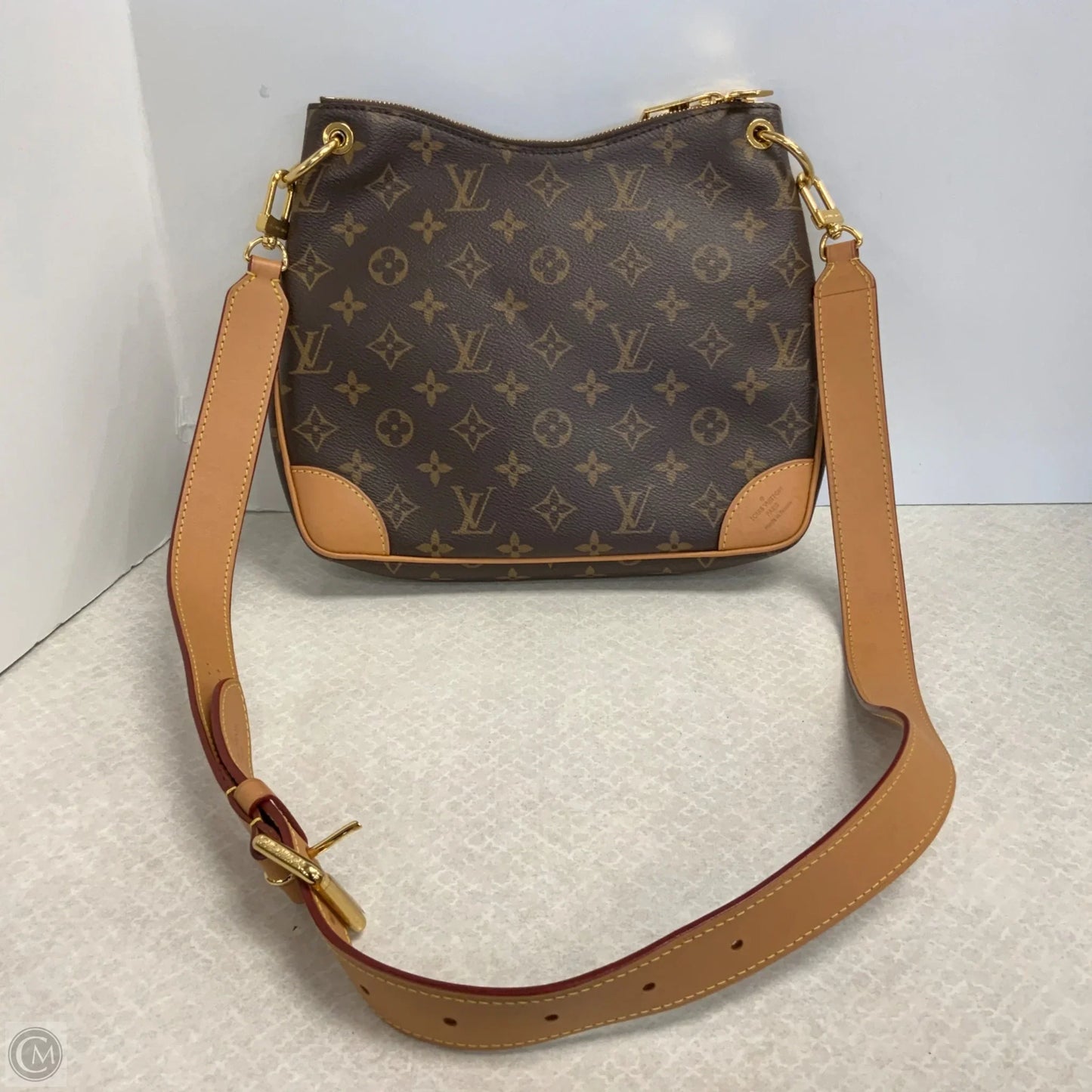 Crossbody Luxury Designer By Louis Vuitton, Size: Small