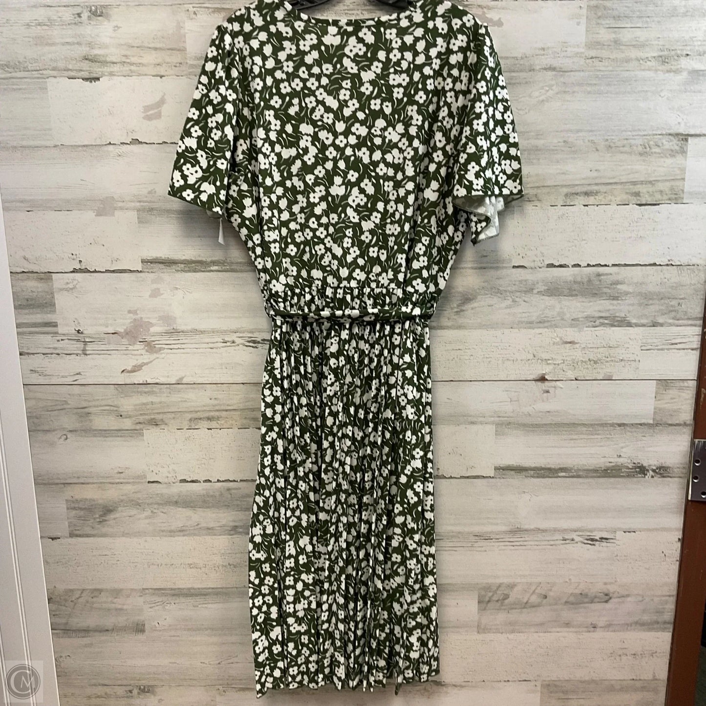 Dress Casual Midi By LARK + GREY In Green, Size: 2x