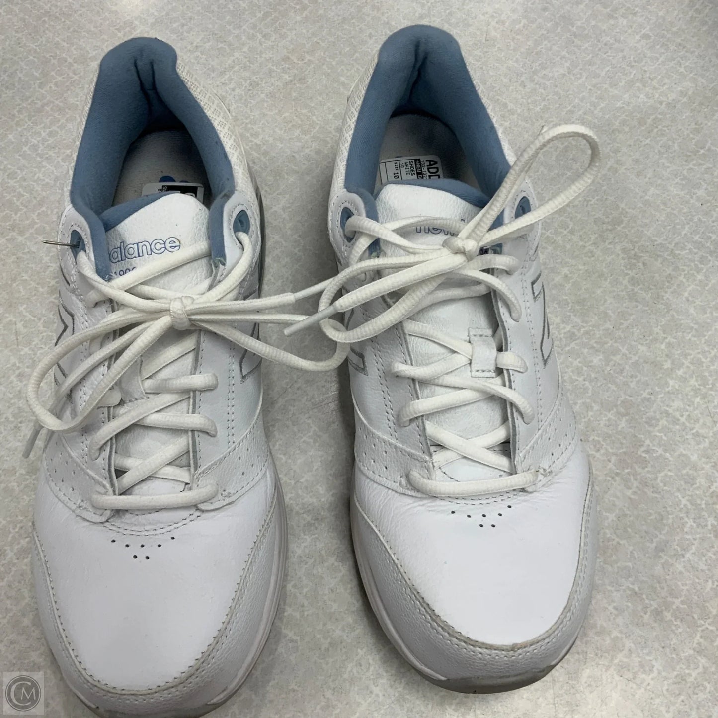 Shoes Athletic By New Balance In White, Size: 10