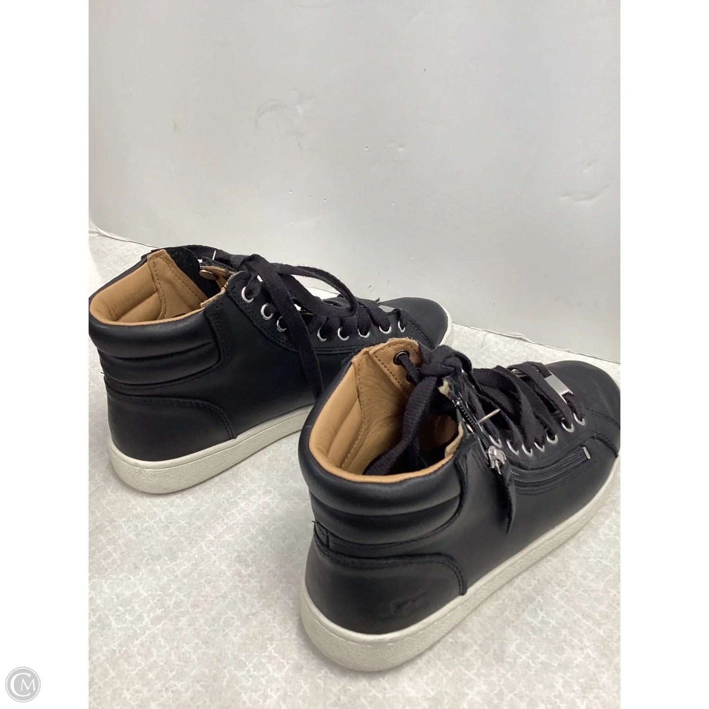 Shoes Sneakers By Ugg In Black, Size: 9