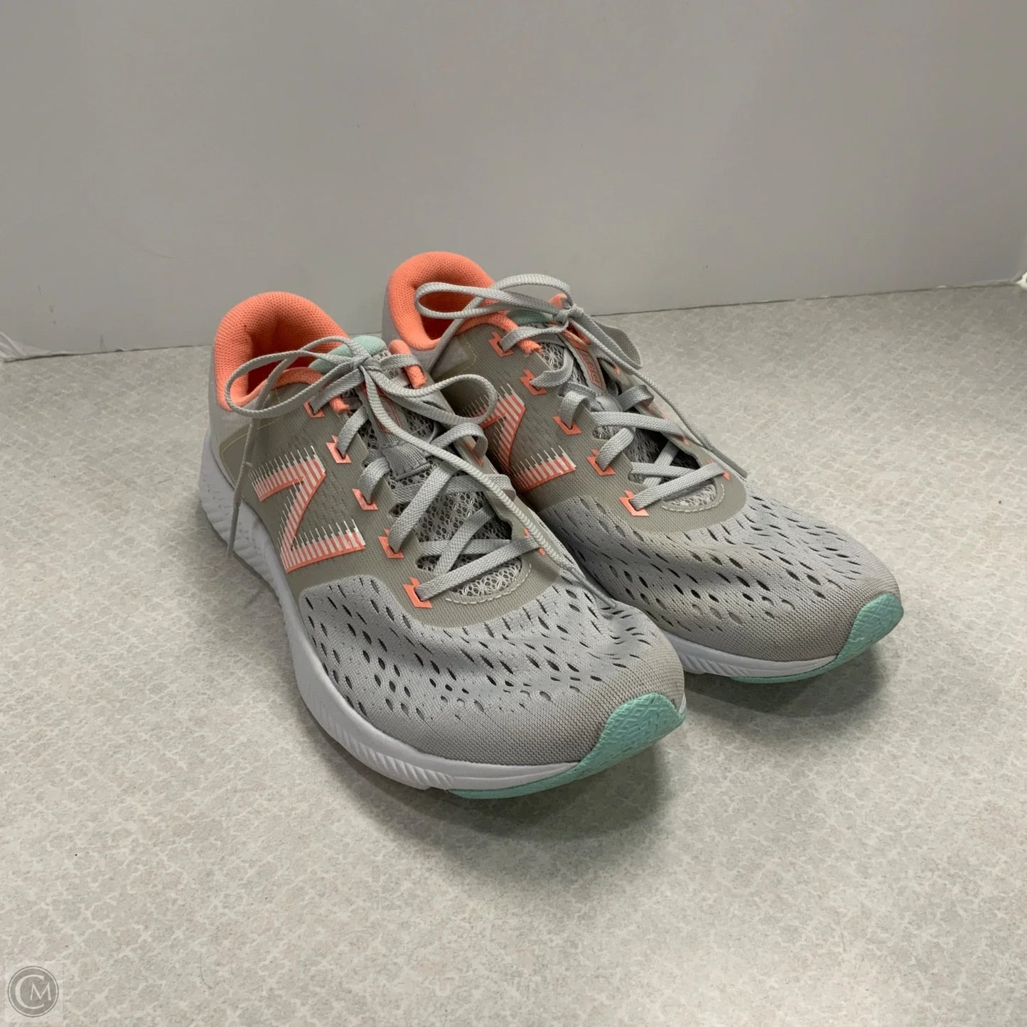 Shoes Athletic By New Balance In Grey, Size: 10