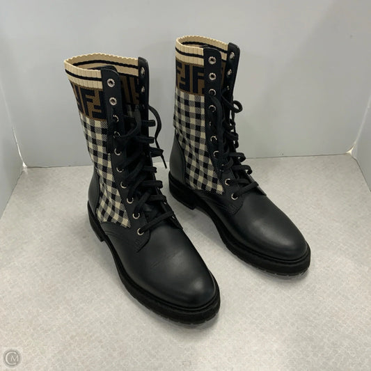 Boots Luxury Designer By Fendi In Black & Cream, Size: 9