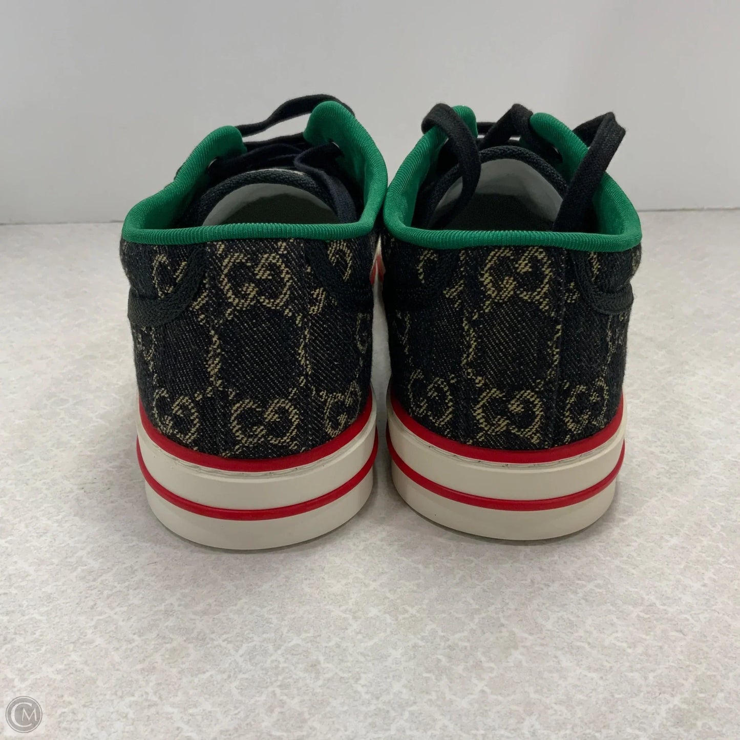 Shoes Luxury Designer By Gucci In Black, Size: 10