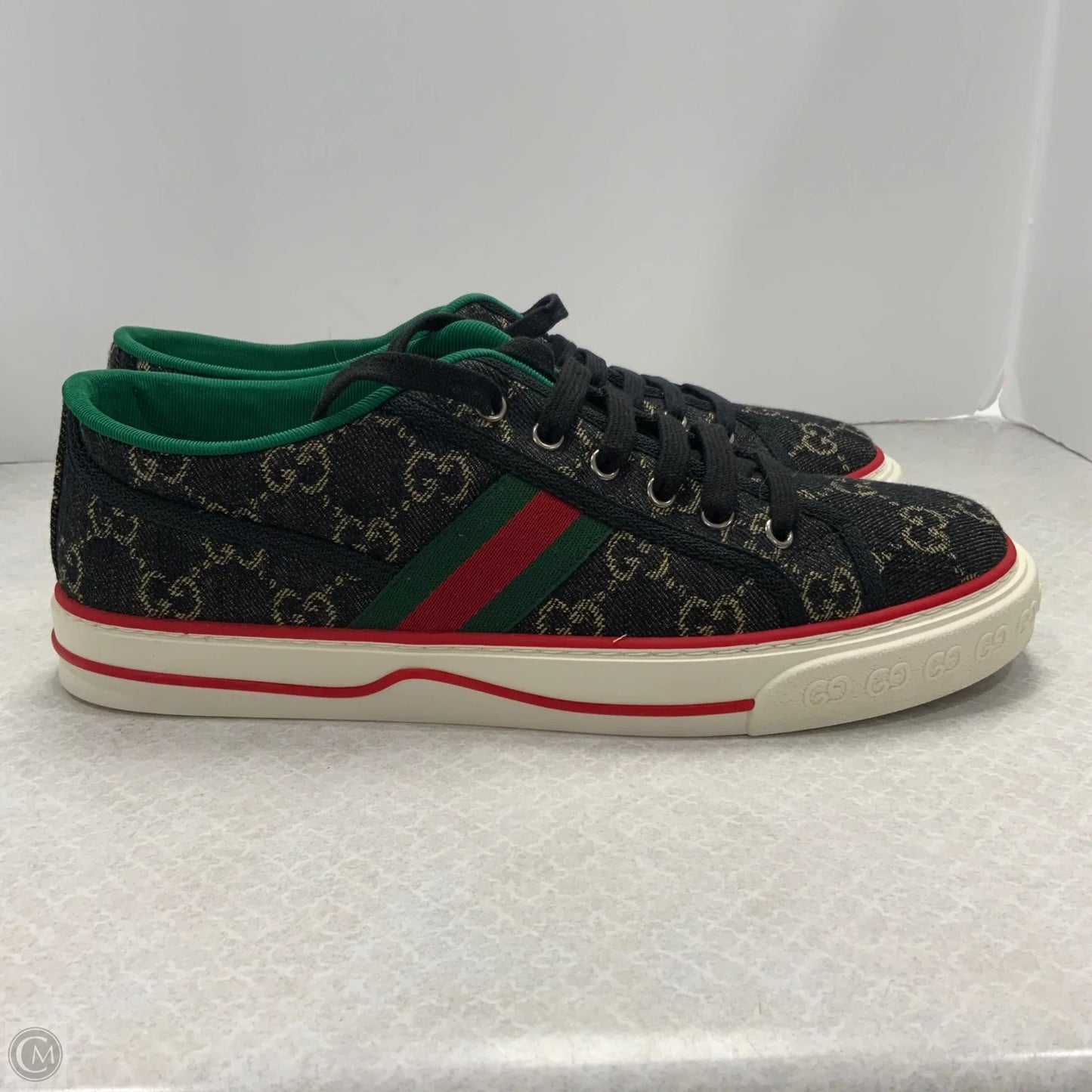 Shoes Luxury Designer By Gucci In Black, Size: 10
