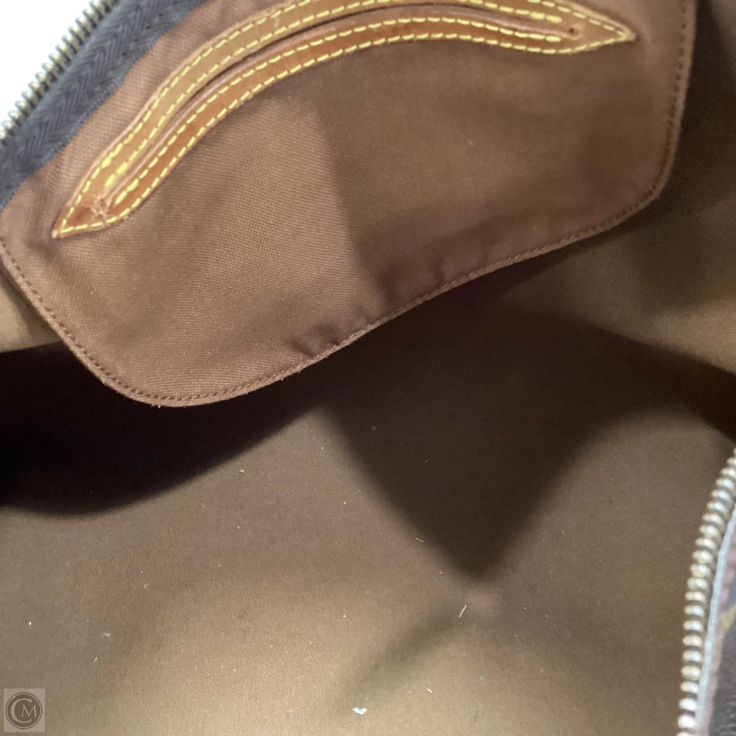 Handbag Luxury Designer By Louis Vuitton, Size: Medium