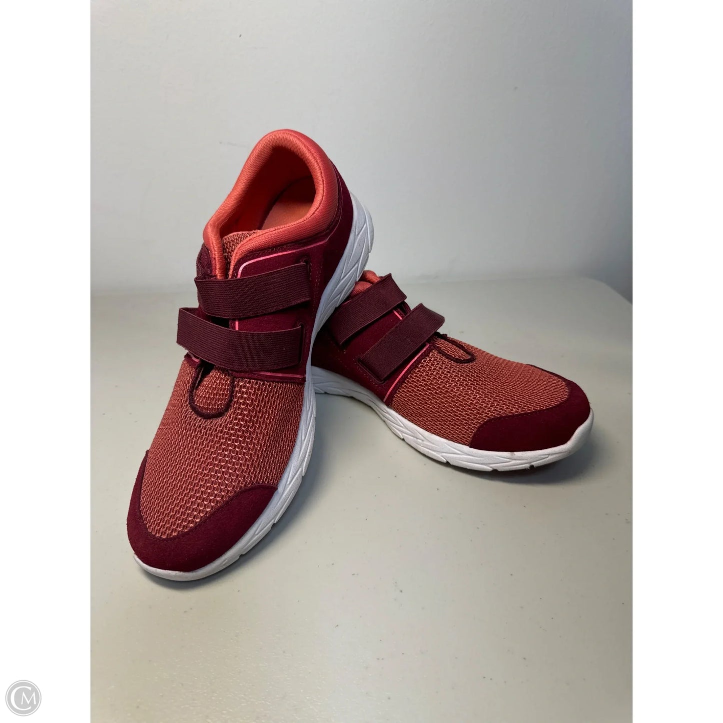 Shoes Athletic By Vionic In Maroon, Size: 10