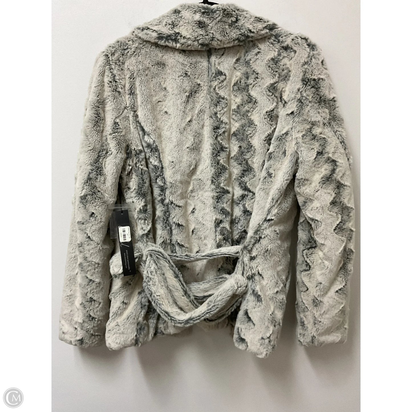 Jacket Faux Fur & Sherpa By Cmb In Grey, Size: M