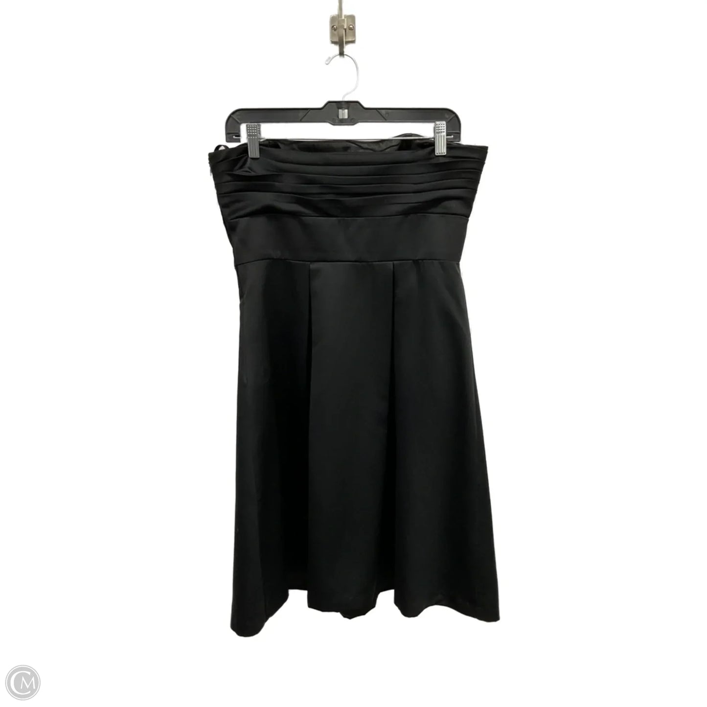Dress Casual Short By White House Black Market In Black, Size: M