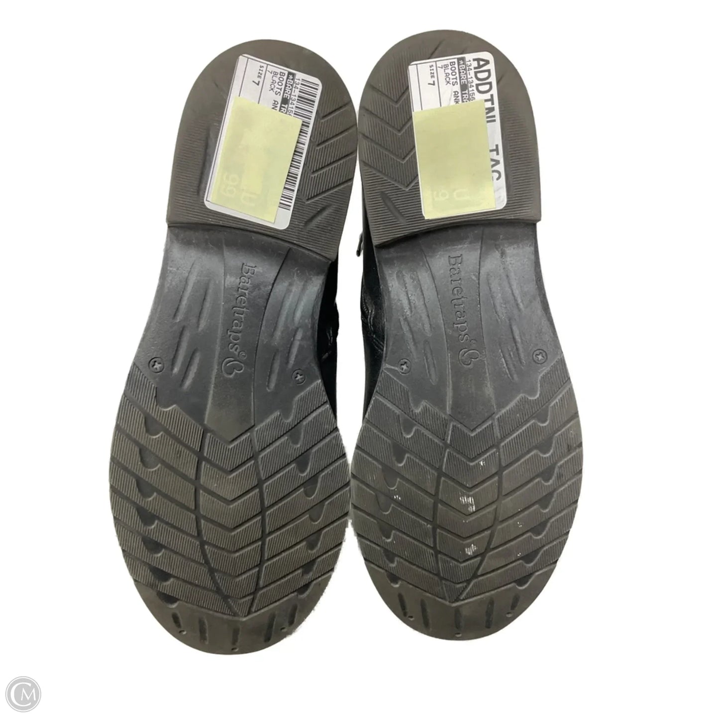 Boots Ankle Flats By Bare Traps In Black, Size: 7