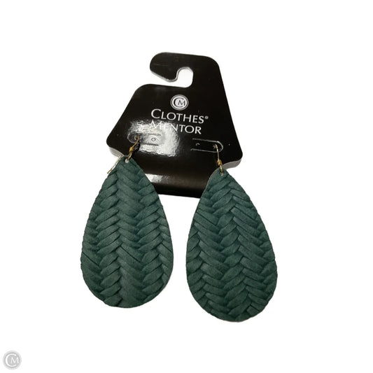 Earrings Dangle/drop By Nickel & Suede, Size: 02 Piece Set