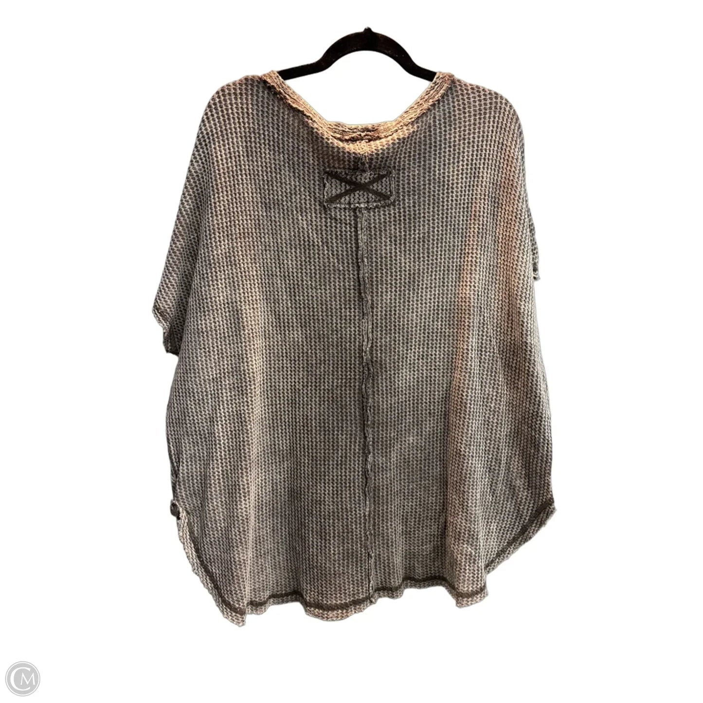 Top Short Sleeve By Impressions In Beige, Size: L