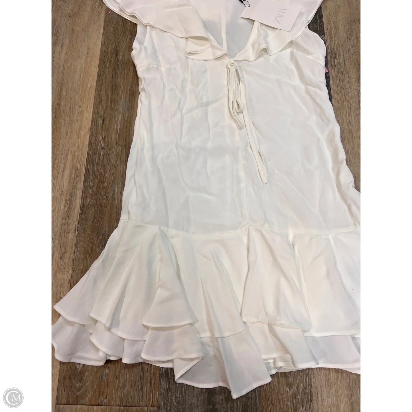 Dress Casual Short By Zara In White, Size: M