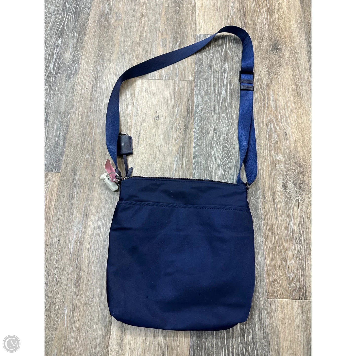 Crossbody Designer By Tumi, Size: Medium