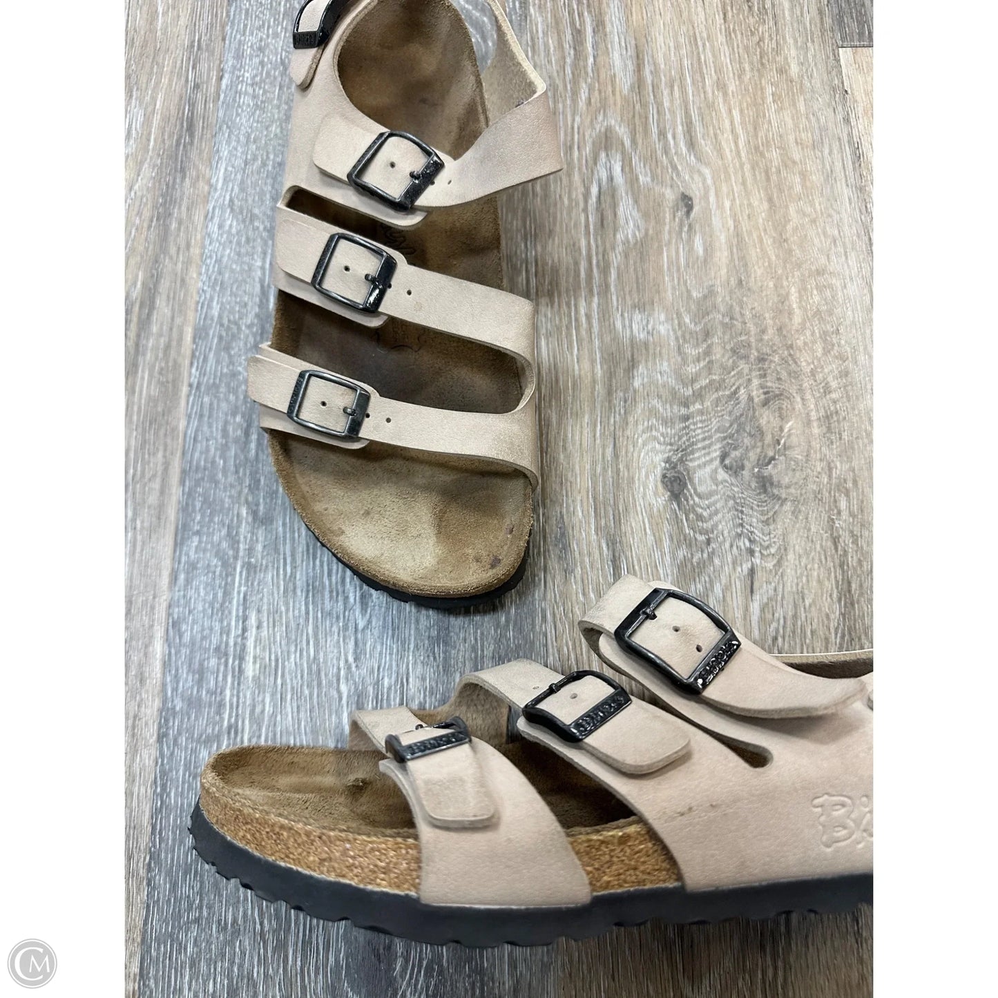 Sandals Flats By Birkenstock In Beige, Size: 9