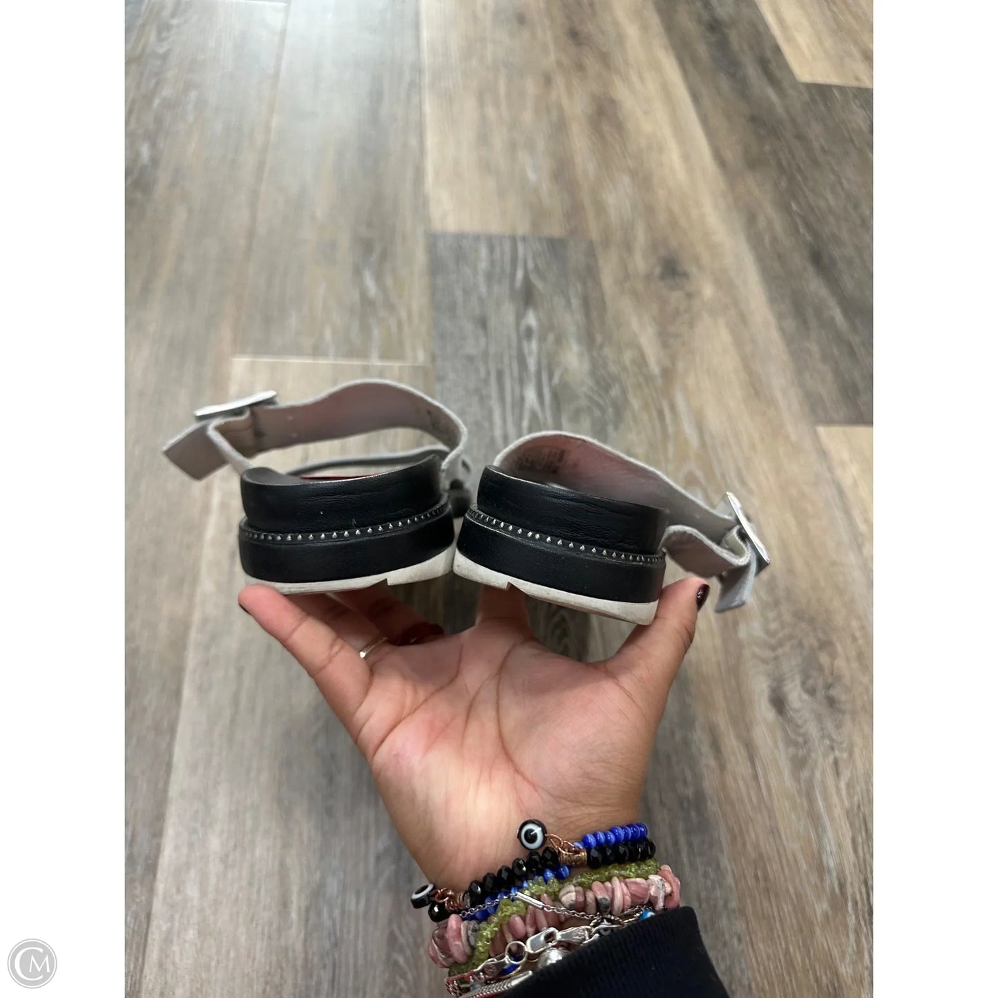 Sandals Flats By Sorel In White, Size: 10