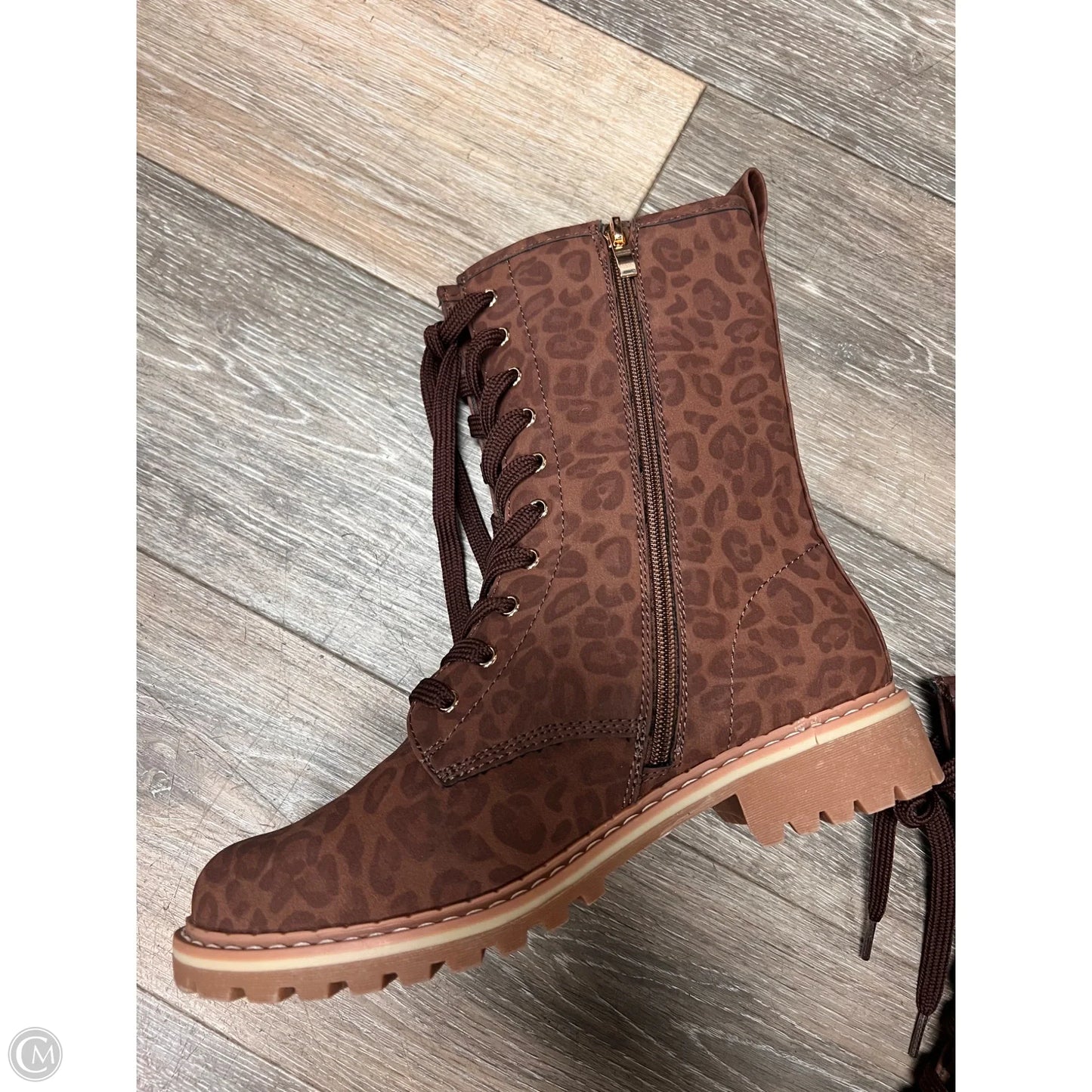Boots Ankle Flats By Boutique by Corkys In Animal Print, Size: 9