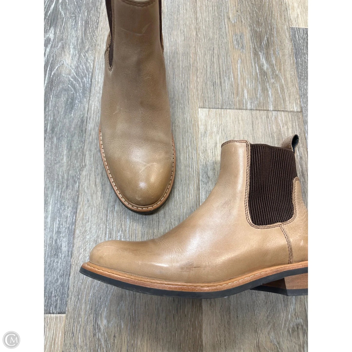 Boots Ankle Flats By Nisolo In Tan, Size: 6