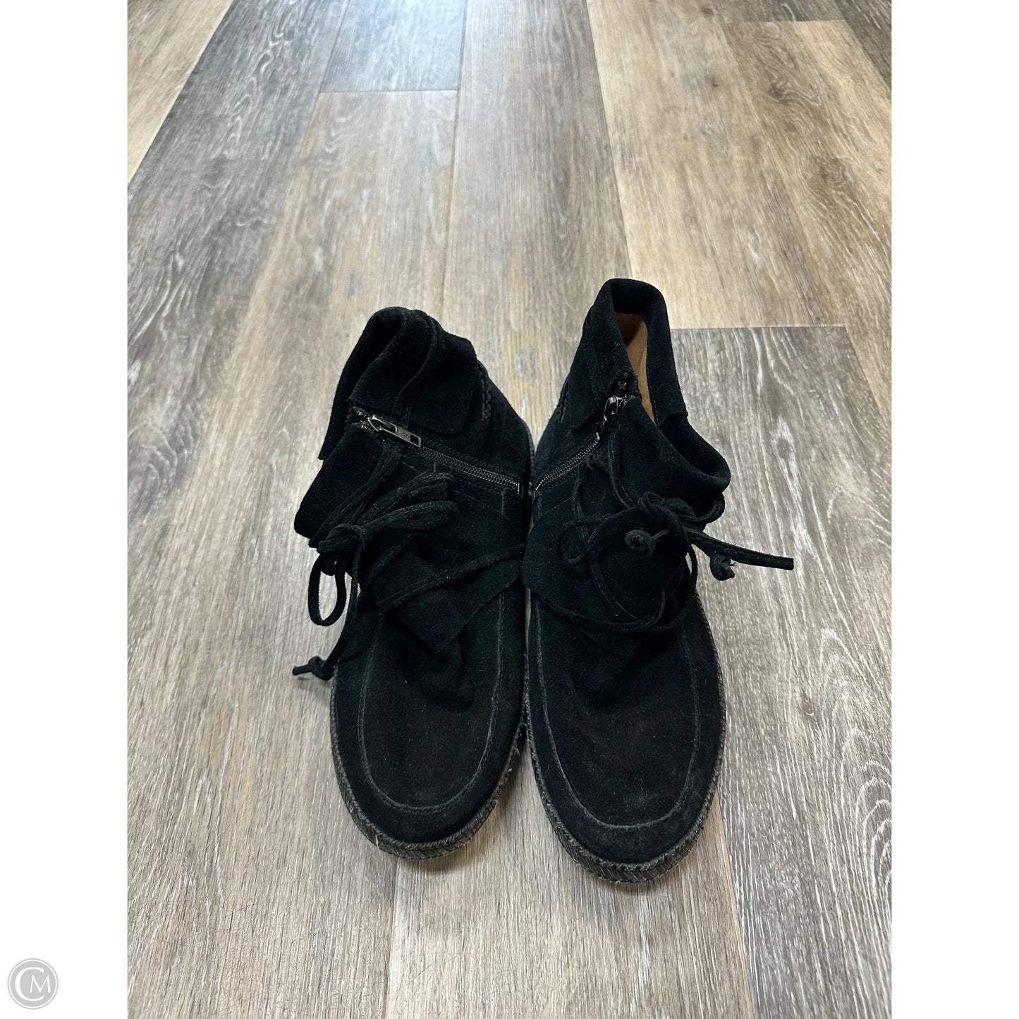 Boots Designer By Ugg In Black, Size: 9.5