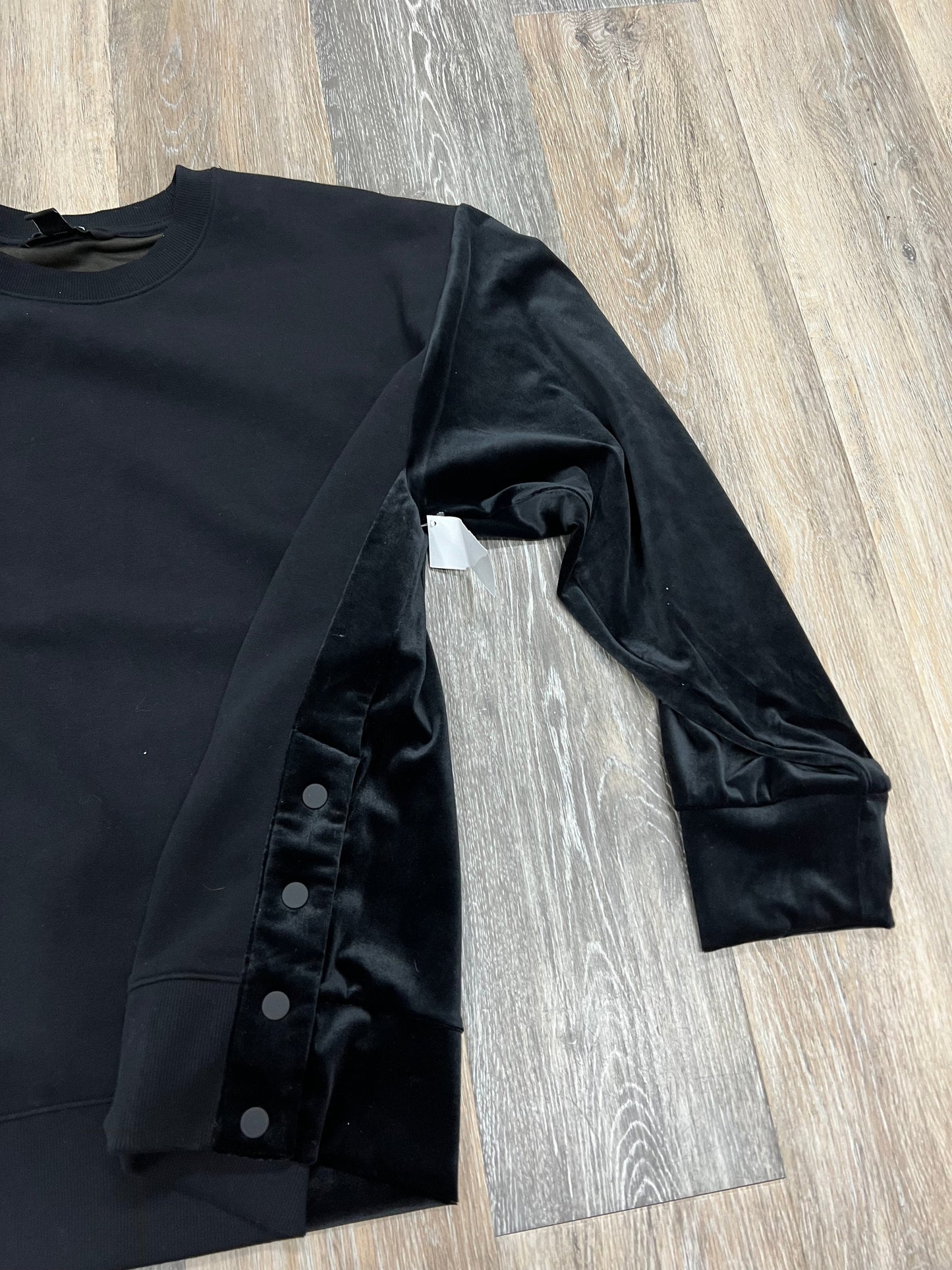 Athletic Sweatshirt Crewneck By Athleta Size: M