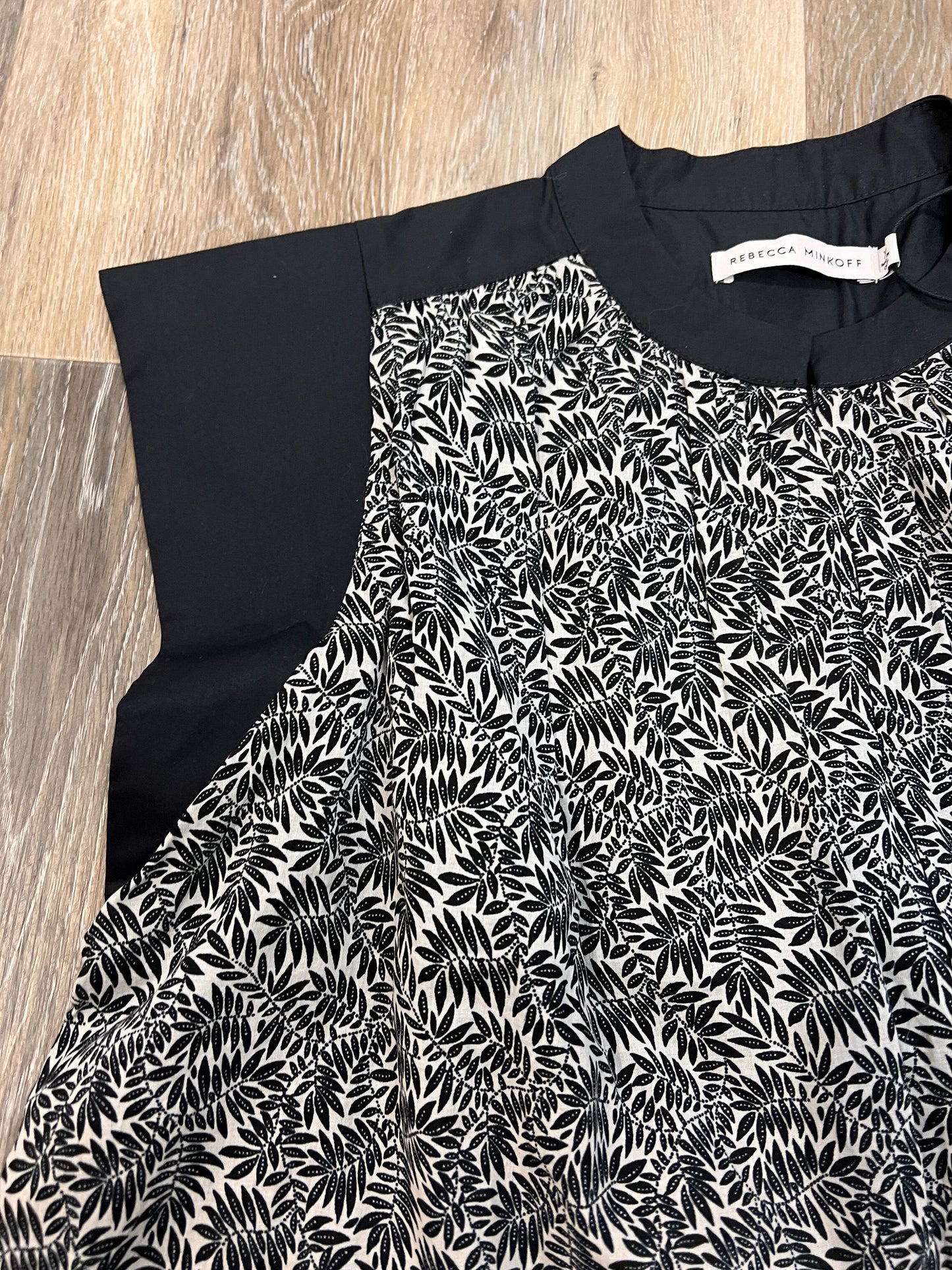 Top Sleeveless Designer By Rebecca Minkoff Size: Xs