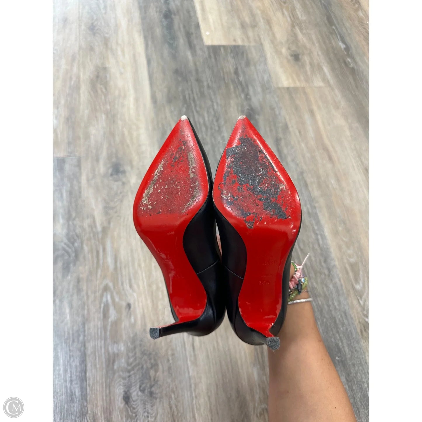 Shoes Luxury Designer By Christian Louboutin In Black, Size: 6.5