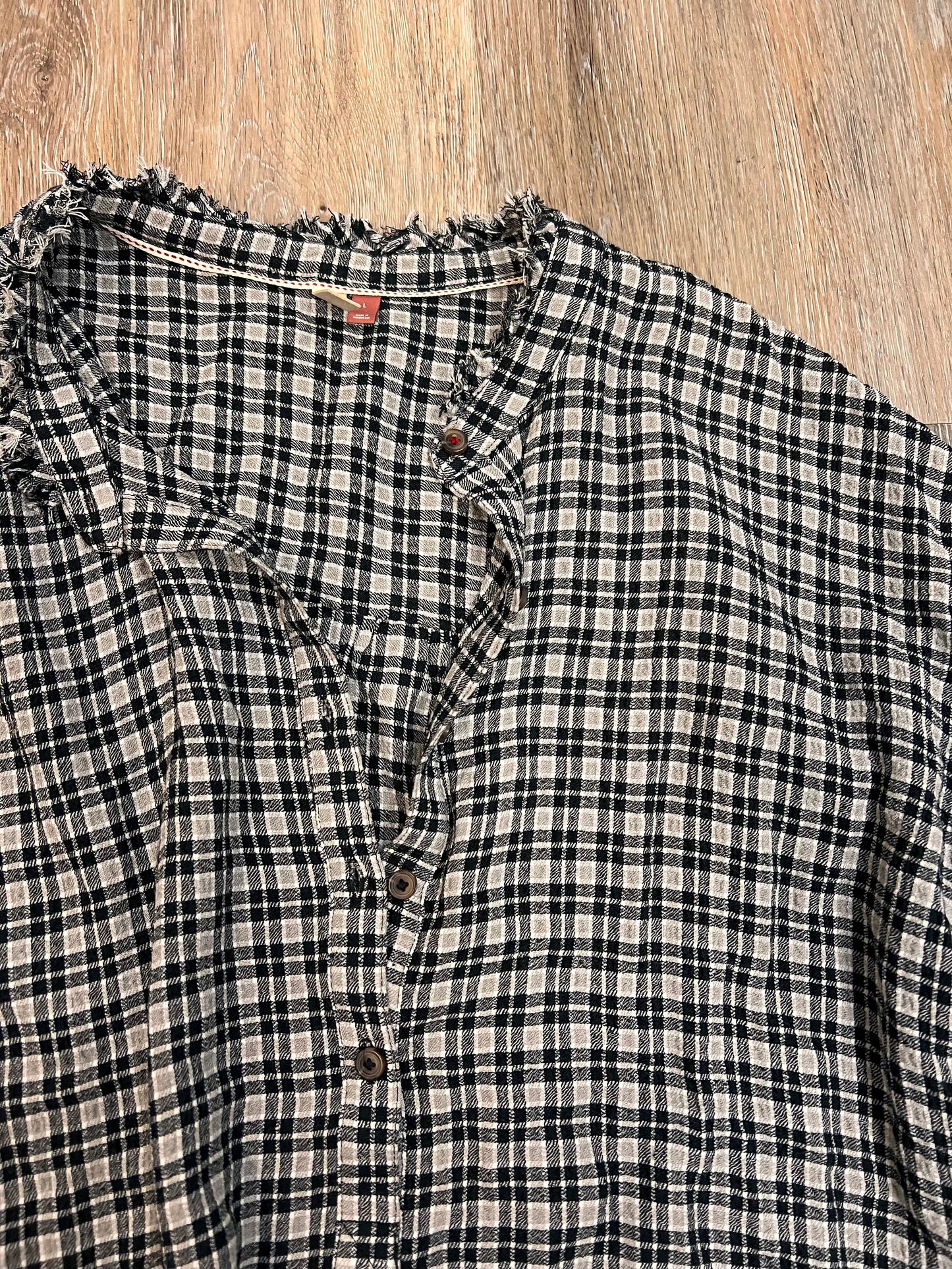 Blouse Long Sleeve By Pilcro In Plaid Pattern, Size: L