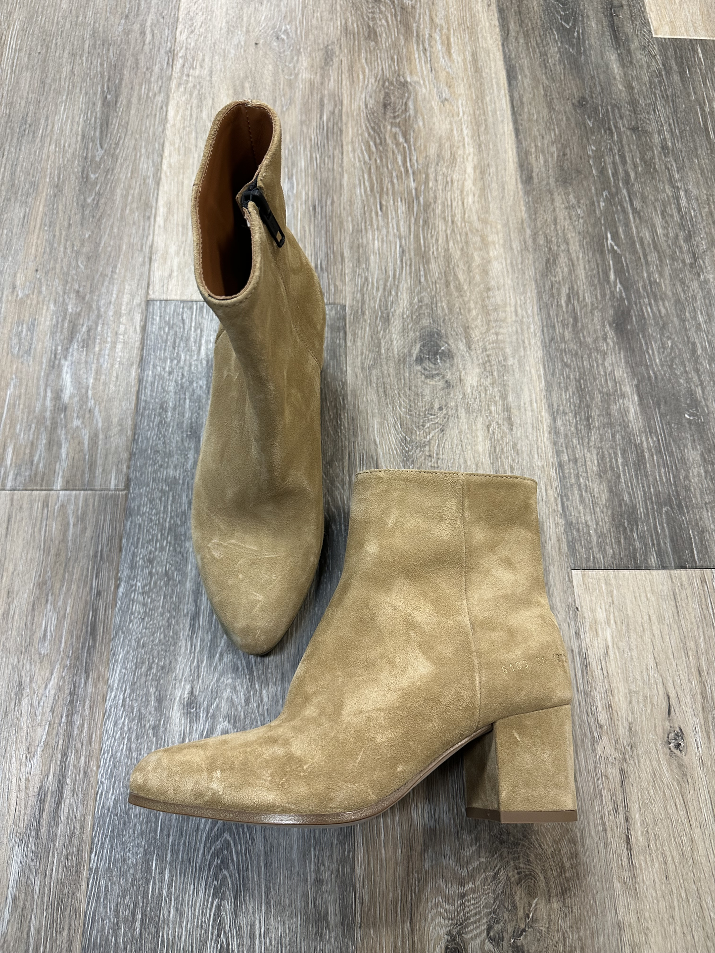 Boots Ankle Heels By Common Projects Size: 8