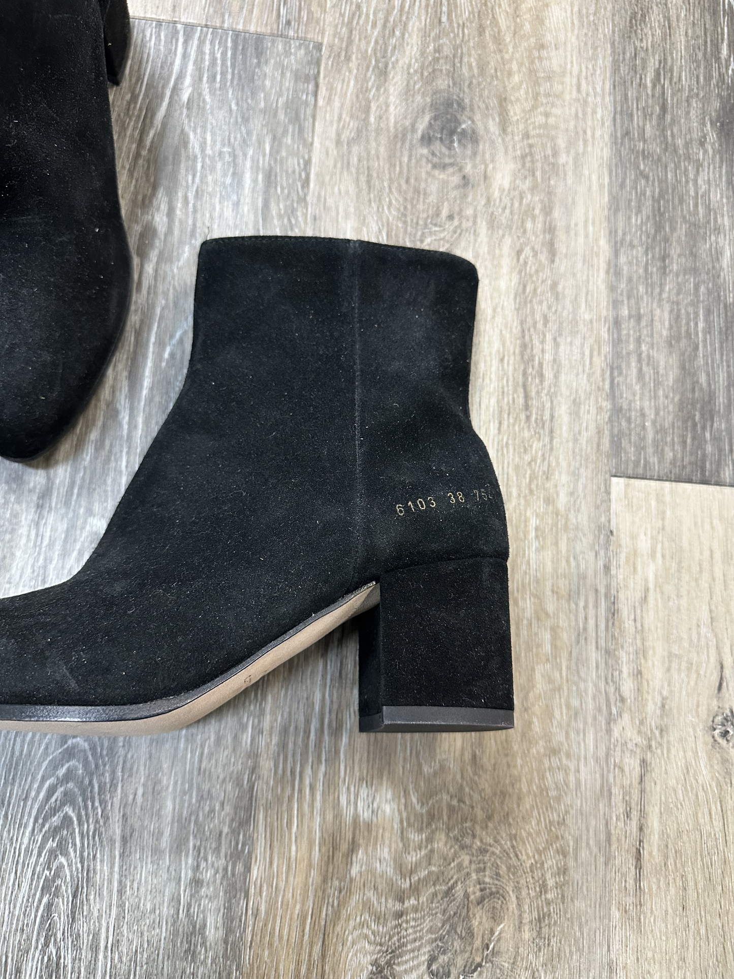 Boots Ankle Heels By Common Projects Size: 8
