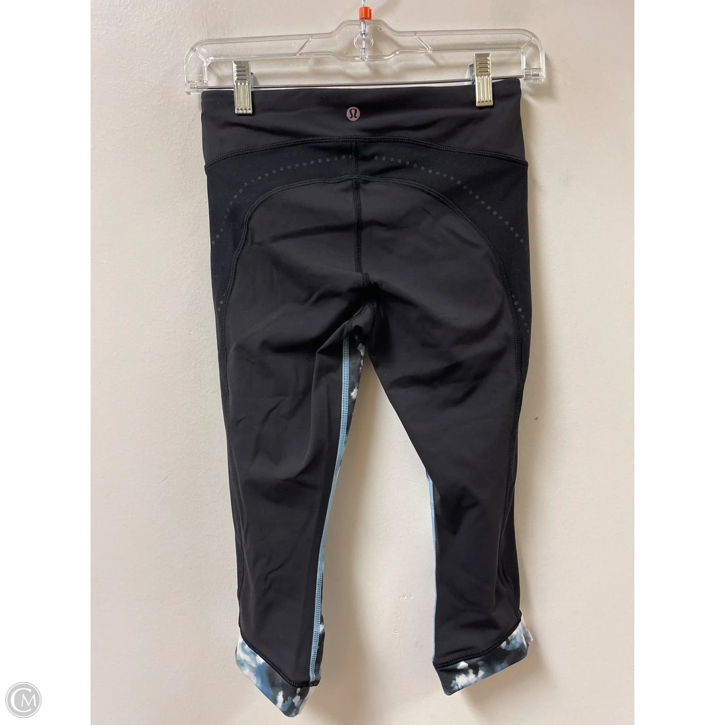 Athletic Capris By Lululemon In Black, Size: 4