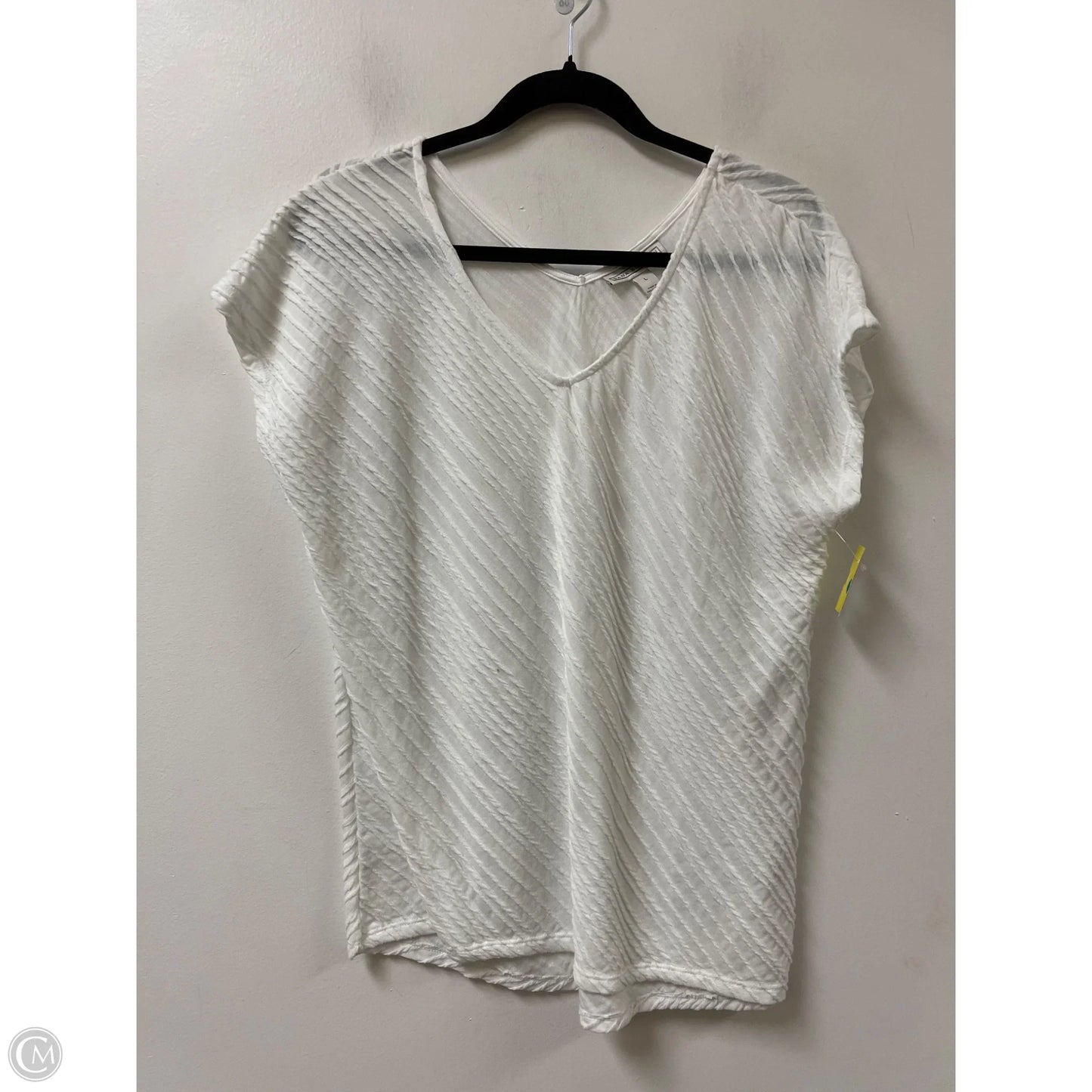 Top Short Sleeve By Dana Buchman In White, Size: L