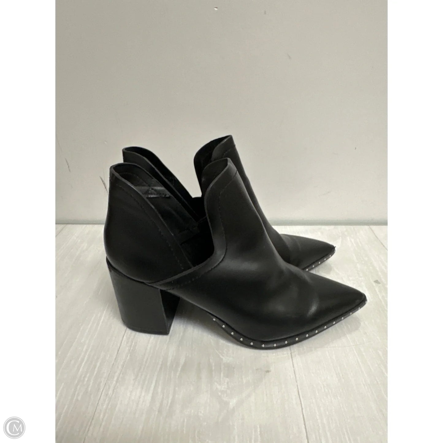 Boots Ankle Heels By Qupid In Black, Size: 10