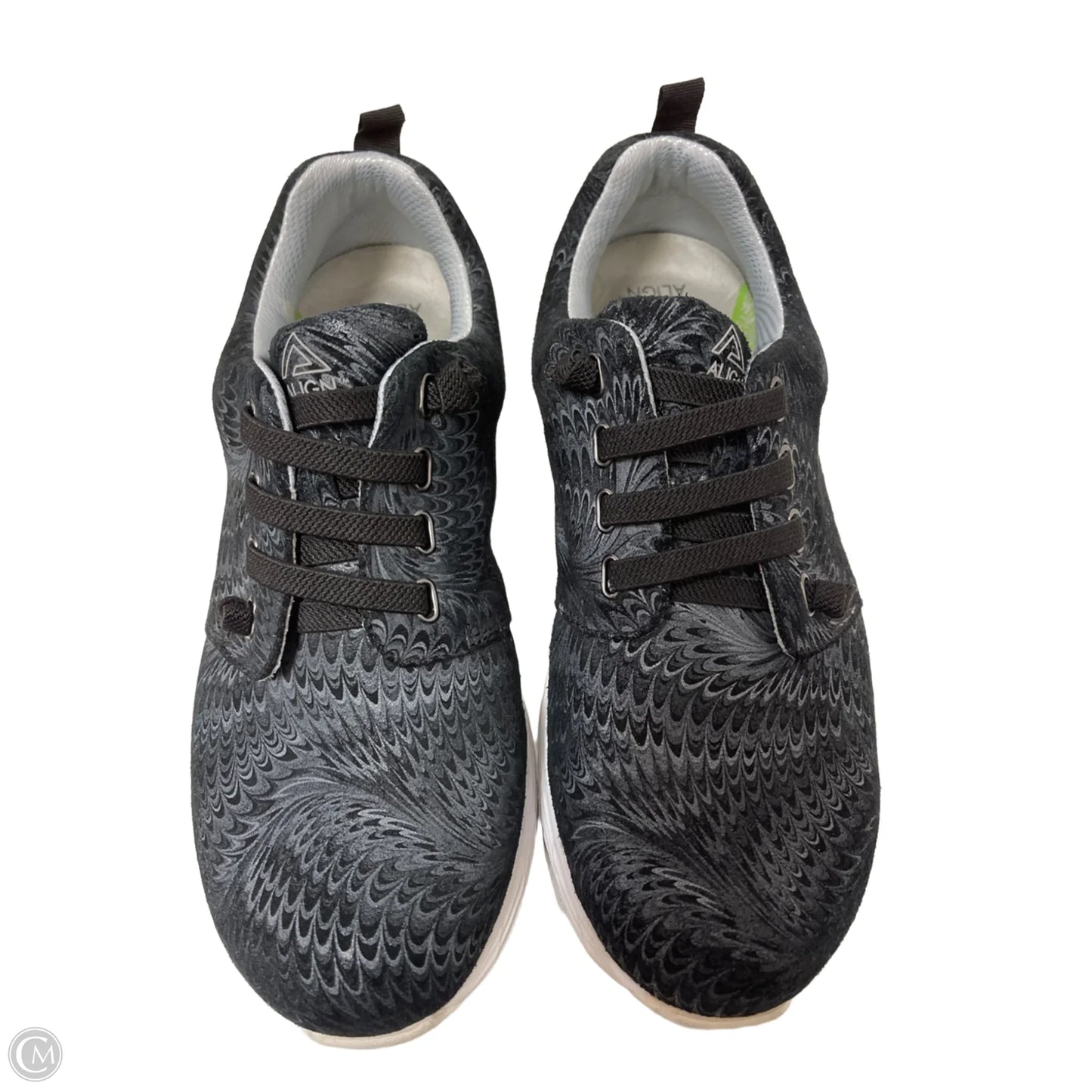 Shoes Sneakers By Cmc In Black, Size: 10